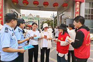 芬奇：华子在平衡得分和组织上进步很大 李凯尔在组织上做得很好